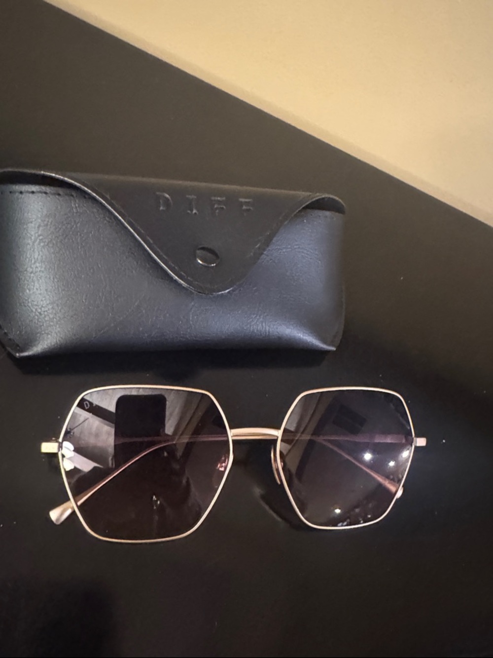 Diff Eyewear Women’s Geometric Sunglasses in Gold with Dark Gradient Lenses